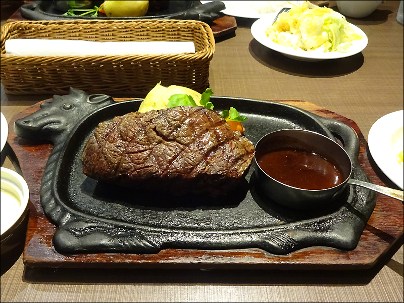 DSC01527.jpg
